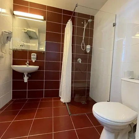 Green Vilnius Hotel Szálloda 3*