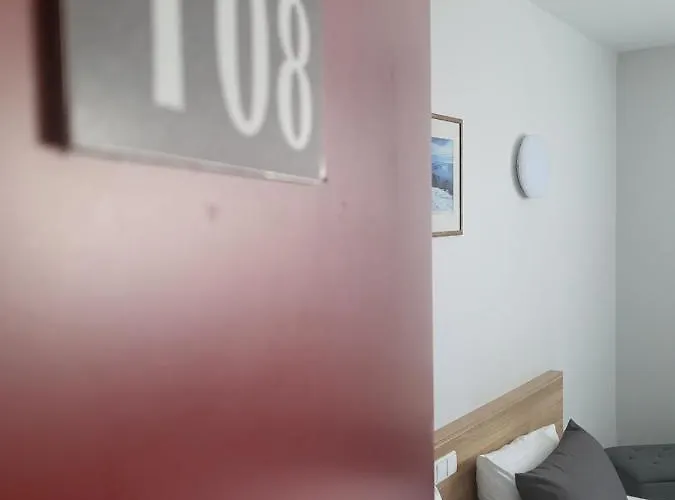 格林维尔纽斯酒店 3*